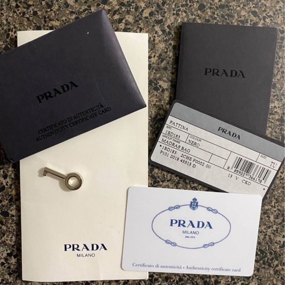 Prada handbag - Picture 5 of 5